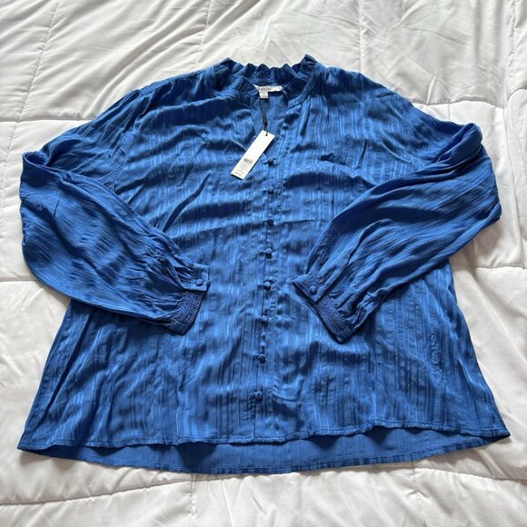 Chicos Womens Size 3 XL Blue Long Sleeve Button Up Top Blouse NWT 89.50 V Neck - Picture 1 of 7